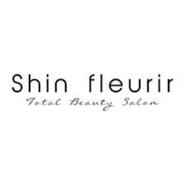 Shin fleurir