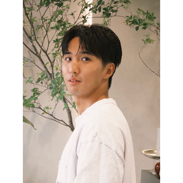 【楽天限定平日12:00〜17:00】毛穴パック付きメンズカットコース(顔剃+眉トリム+シャンプー)