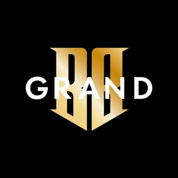 グランド ラグザ大阪福島店