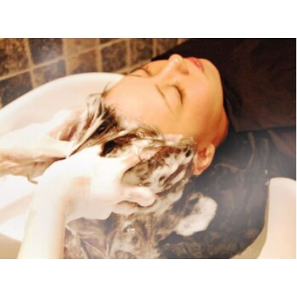 【極上の癒し】似合わせカット+アロマHS30分¥7,500【上野】