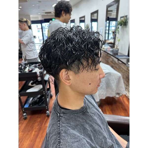 【平日限定】平日限定メンズカット＋ツイストスパイラルパーマ￥10,560