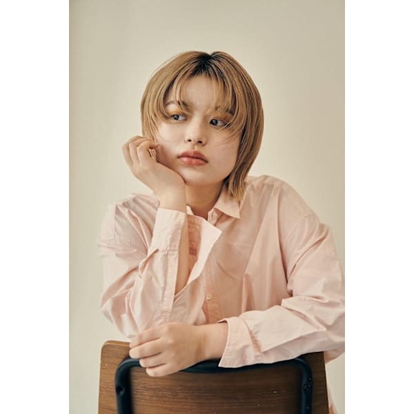 【楽天限定】《土日祝限定》　 新外国人風！ アドミオカラー＋カット【炭酸付】