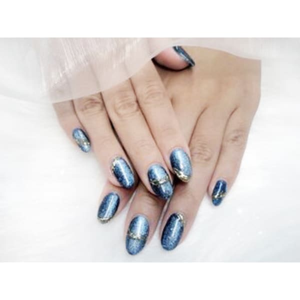 ★オフ無料★ 光で遊ぶ指先！美フォルム×ケア付マグネット（2色まで）