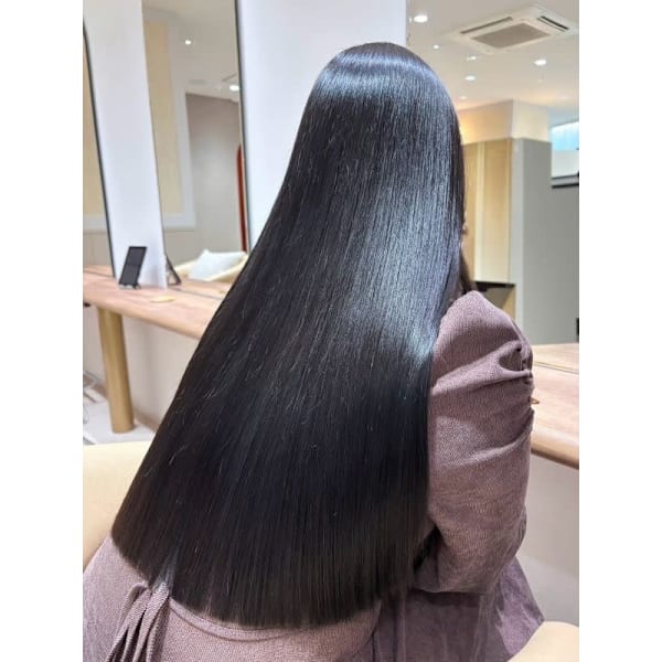 【平日】【クセが気になる方へ】 Premium艶髪ストレート(縮毛矯正)+カット