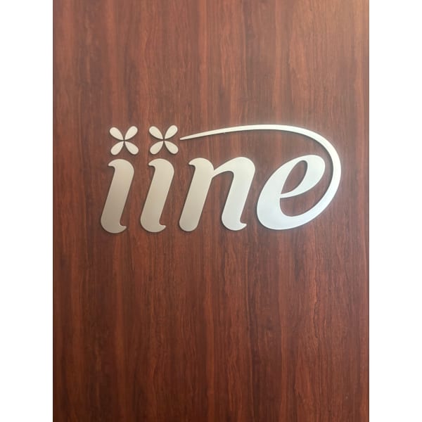 iine 髪質改善＆韓国【イイネ】