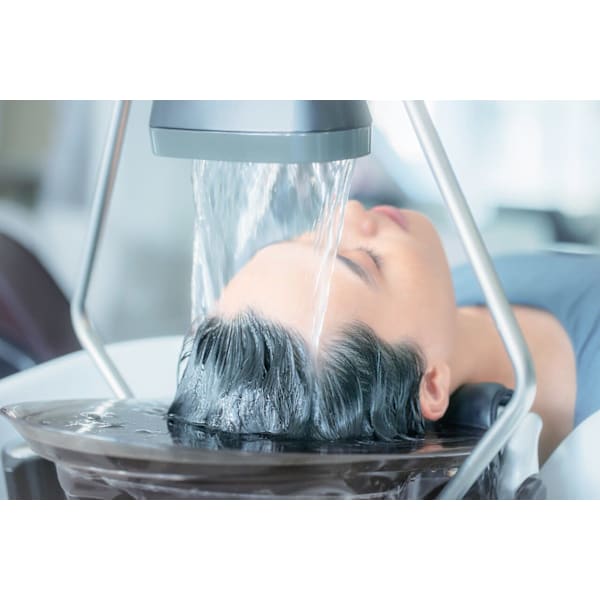 【頭浸浴付き】カット+oggi ottoケアカラー+ロハストリートメント¥15500