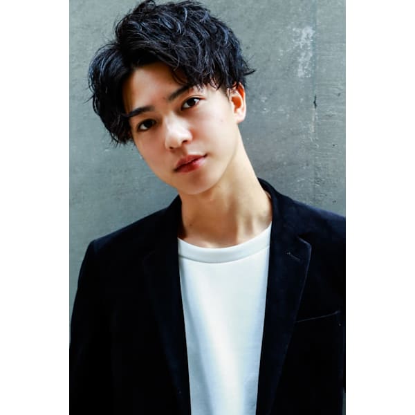 【メンズ人気★NO１】カット＋ヘッドマッサージ＋眉カット¥5500→￥5000