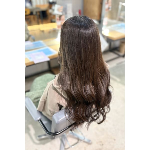【高級Noa髪質改善トリートメント】扱いやすい美髪に！！ ￥14,300