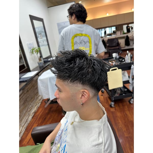 【土日祝限定】　メンズカット+シャンプー　￥5500→￥5000　10％OFF！