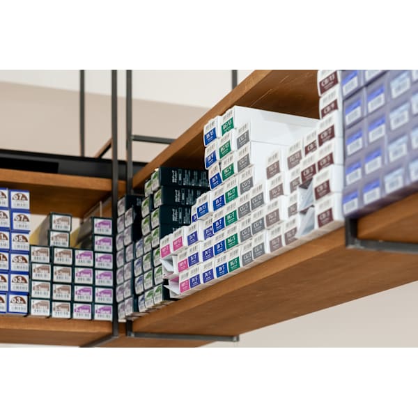 《初回》うる艶カラー【根元・白髪染め】＋ダメージ集中補修Tr.