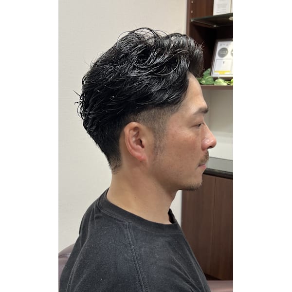 【フェザーパーマ】メンズカット　￥15,400～
