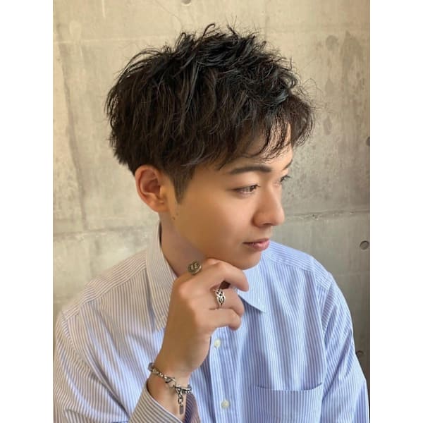 メンズカット+眉毛カット+ニュアンスパーマ￥9,900