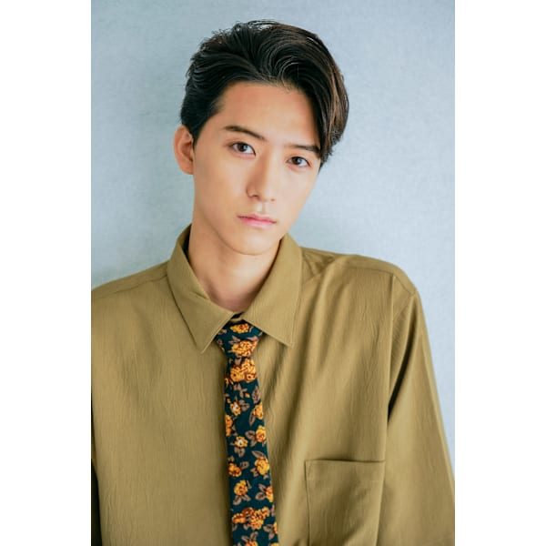 【12月-1月限定】メンズカット+眉カット+シャンプー+マイクロバブル ¥4900