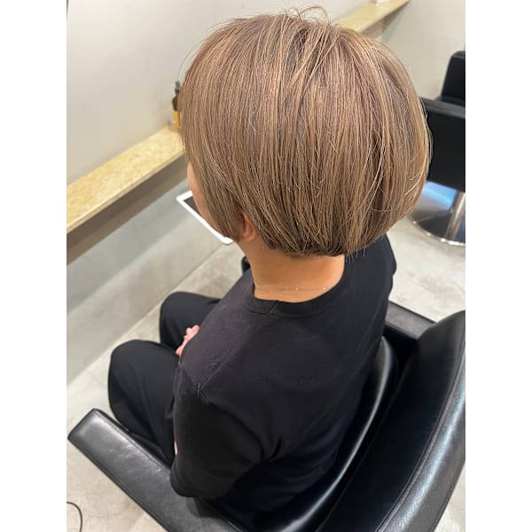 【根元が気になる方】カット＋リタッチ（白髪染めok）＋選べるトリートメント¥12200→8900