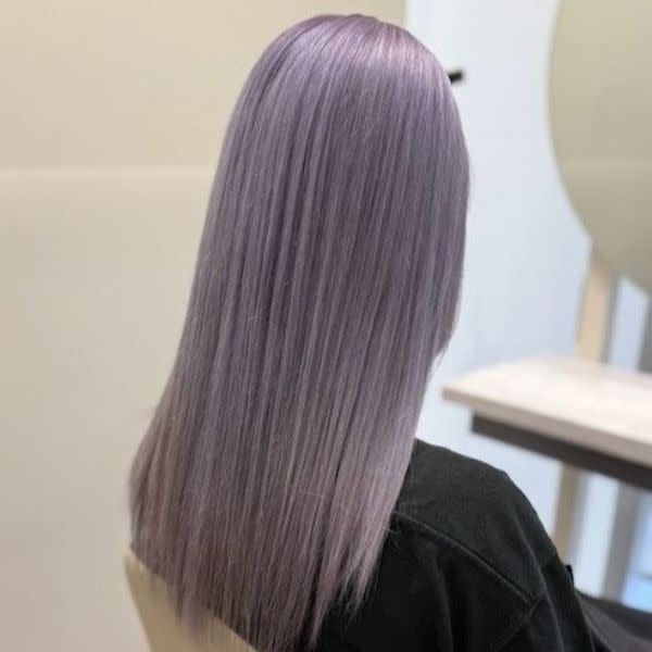 【Wカラー】ケアブリーチ（リタッチ）＋カラー ￥9,900