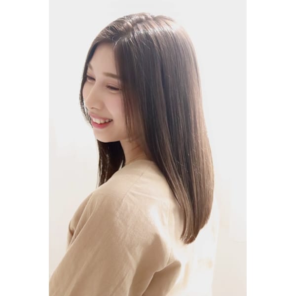 【平日限定！空き時間に】カット＋イルミナカラー(白髪染めも可能) ￥9,100