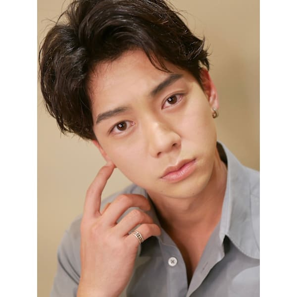 【眉毛もスッキリ】　カット＋眉カット　¥5700 → ¥5200