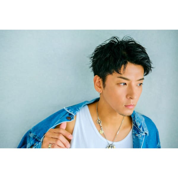 ★カット＋リラクシング炭酸シャンプー+ナノバブルシャンプー付￥5400