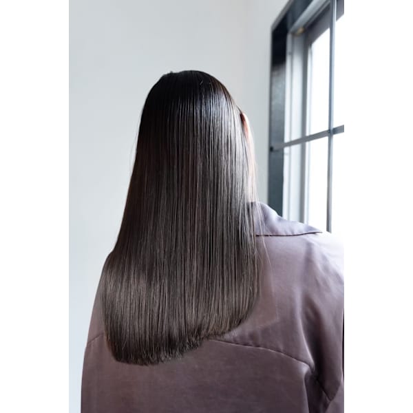 【女性限定】自然な仕上がり縮毛矯正+カット