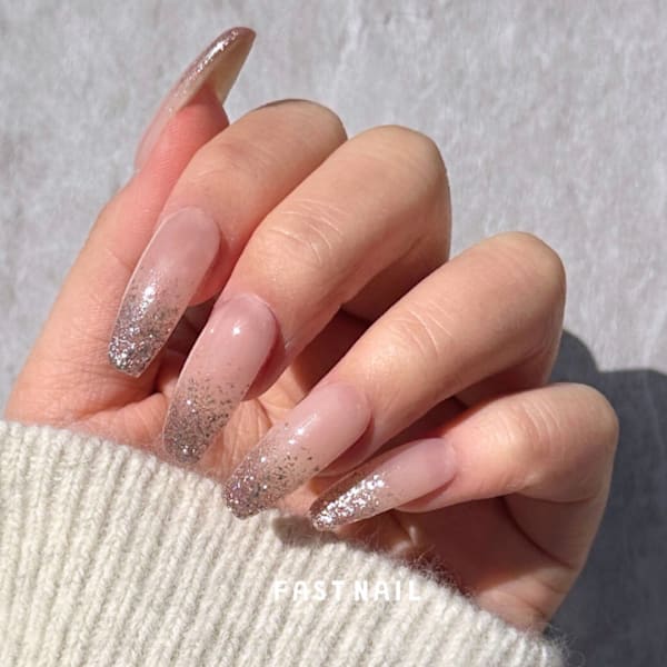 ★新規★ ワンカラーorラメグラデーション　3,300円 ［オフ無料/60分枠］