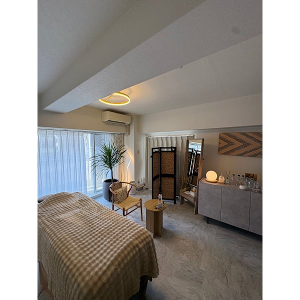 Healing salon NEW SAWASDEE