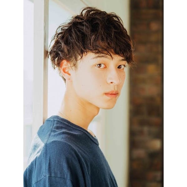 【メンズオススメNO.2】メンズカット+パーマ+眉カット　8500円