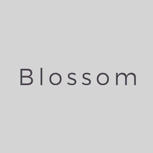 Lau Blossom 与野店