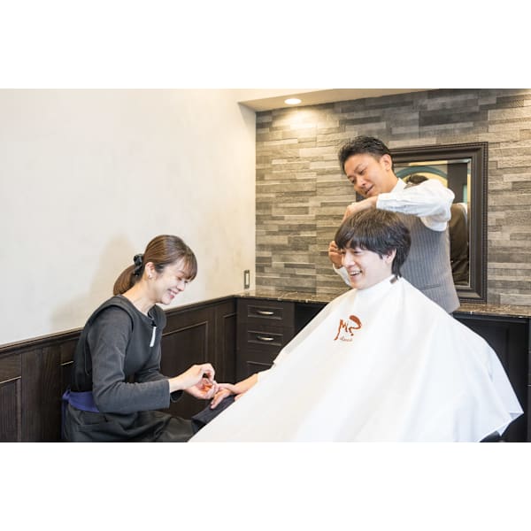 《極コース》カット＋眉毛カット＋シェービング＋ヘッドスパ＋セット＋エステメニュー