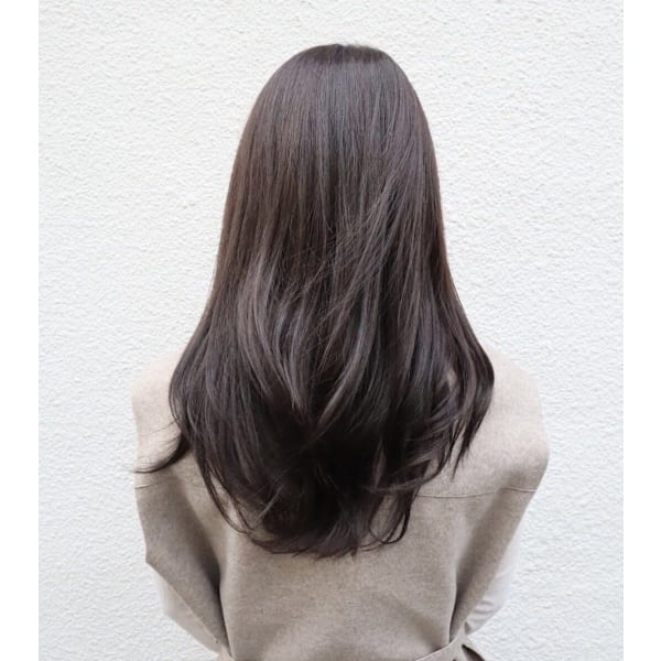 大人のうねり広がり改善ストレート＋カット＋TR /ヘアケアプレゼント付
