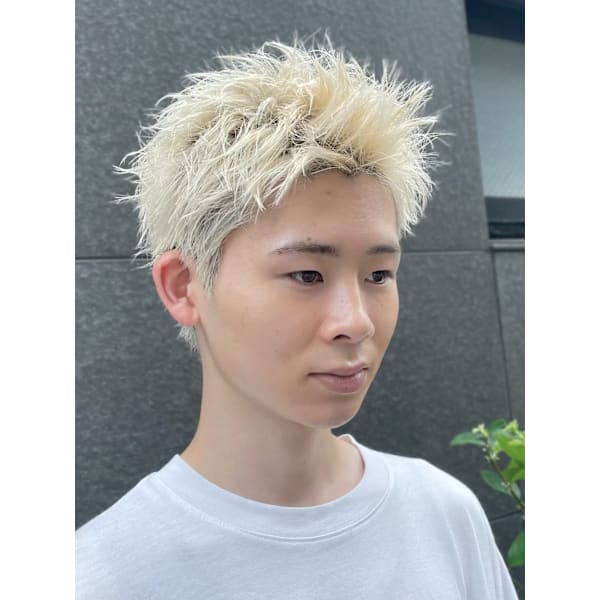 メンズカット+ブリーチ+カラー+ハホニコトリートメント￥16000
