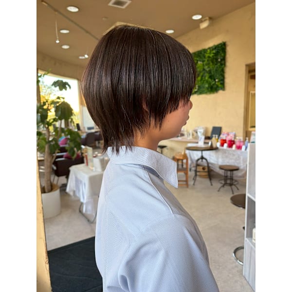 藤枝で人気の丸みショートウルフスタイル