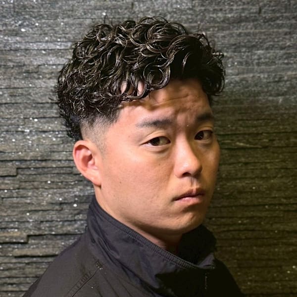 【新生活イメチェンコース】カット(顔剃りなし)+似合わせパーマ ¥12760【港区　六本木　赤坂】
