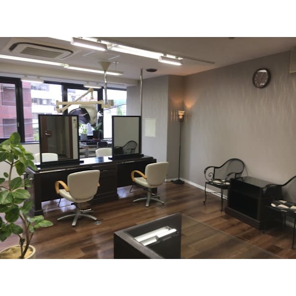 タイムサービス カット（メンズカットも）550円OFF（アフター流し＋ブロー付）