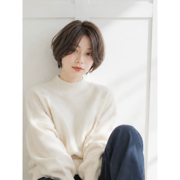 【白髪活かし艶カラー+Tr+小顔カット+魔法の水marbb】コース¥ 9000