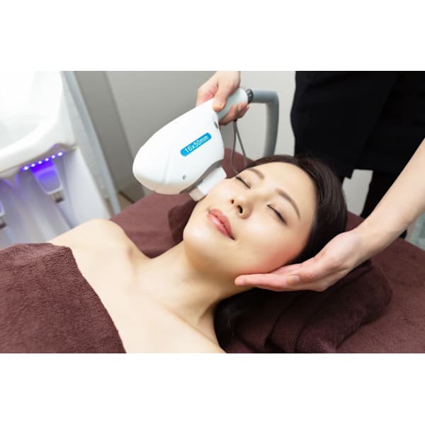 【女性・新規限定】《照射後からトーンアップ♪》顔脱毛　￥3,000