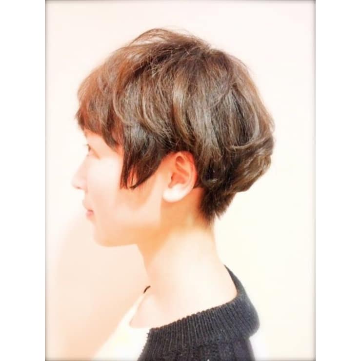 刈り上げ女子ショート Aco アコ のヘアスタイル 美容院 美容室を予約するなら楽天ビューティ