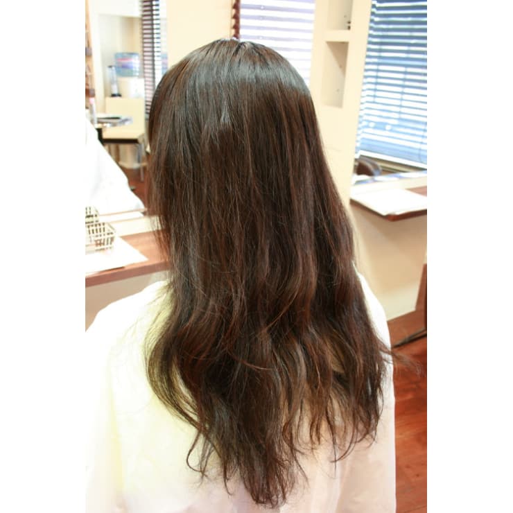 京都 黒髪ロングヘアにモテ髪ウェーブ エアウェーブ Hair Qril ヘア クリル のヘアスタイル 美容院 美容室を予約するなら楽天ビューティ