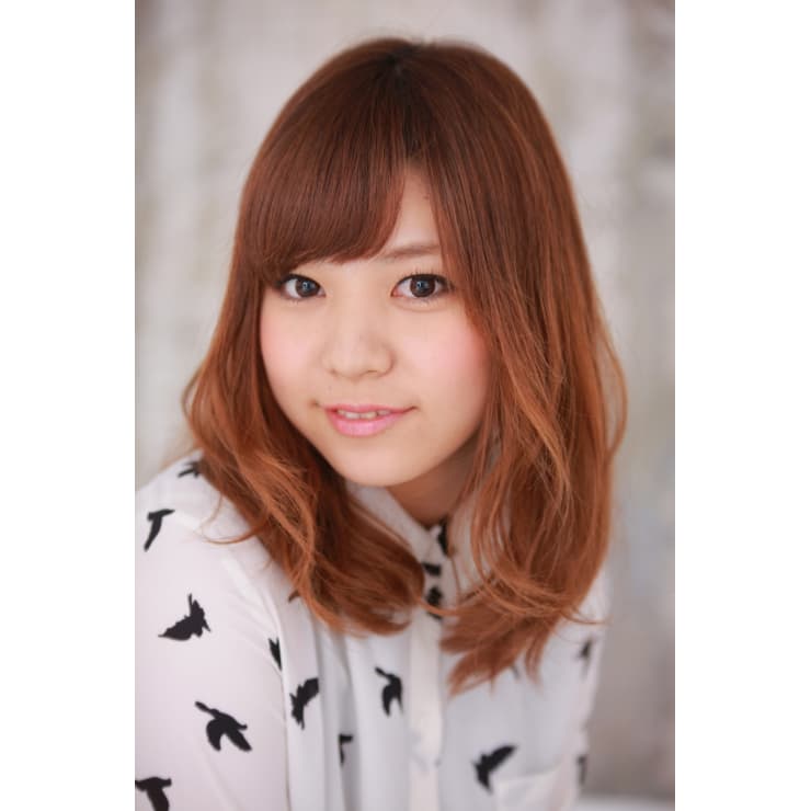 美容液ヘアカラーの まるでトリートメントで染めたような感動の手触りを Visage 銀座 ヴィサージュギンザ のこだわり特集 美容院 美容室を予約するなら楽天ビューティ