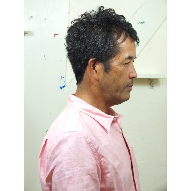ちょい悪オヤジの小粋なパーマ お子様連れ専用美容室chakura オコサマヅレセンヨウビヨウシツチャクラ のヘアスタイル 美容院 美容室を予約するなら楽天ビューティ