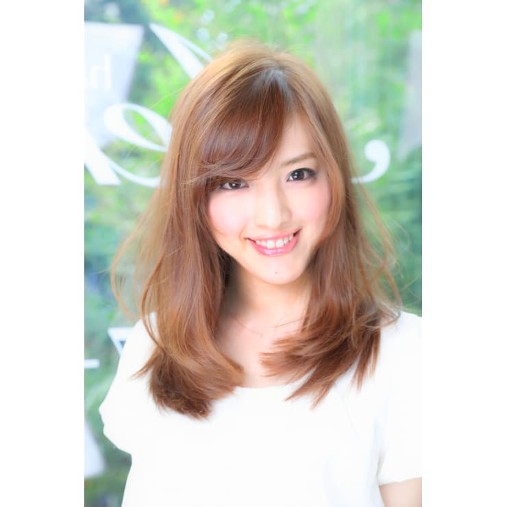 Aere ネオエフォートレスミディ Aere アエレ のヘアスタイル 美容院 美容室を予約するなら楽天ビューティ