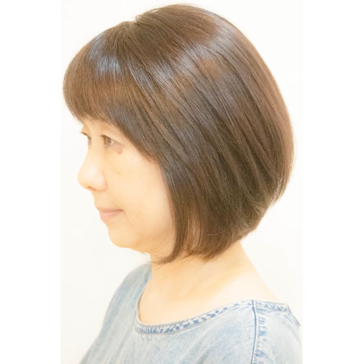 艶のある前下がりボブ Broto ブロット のヘアスタイル 美容院 美容室を予約するなら楽天ビューティ