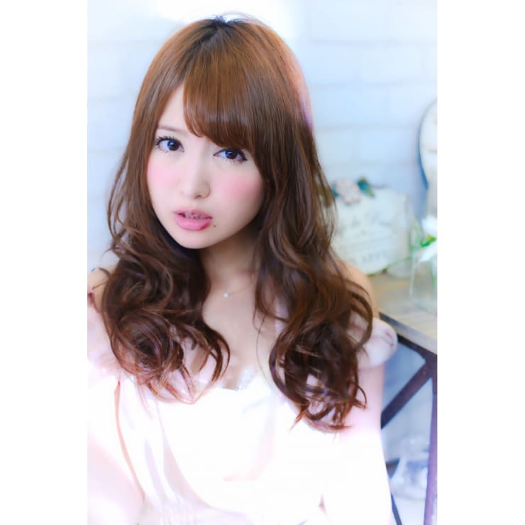 Roma ５歳を叶える 小島陽菜風フェミニンロング Roma Hair Salon ローマヘアサロン のヘアスタイル 美容院 美容室を予約するなら楽天ビューティ