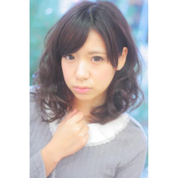 黒髪がかわいい 就活向け 耳かけミディアム Musee De Lapaix ミュゼドゥラペ のヘアスタイル 美容院 美容室を予約するなら楽天ビューティ