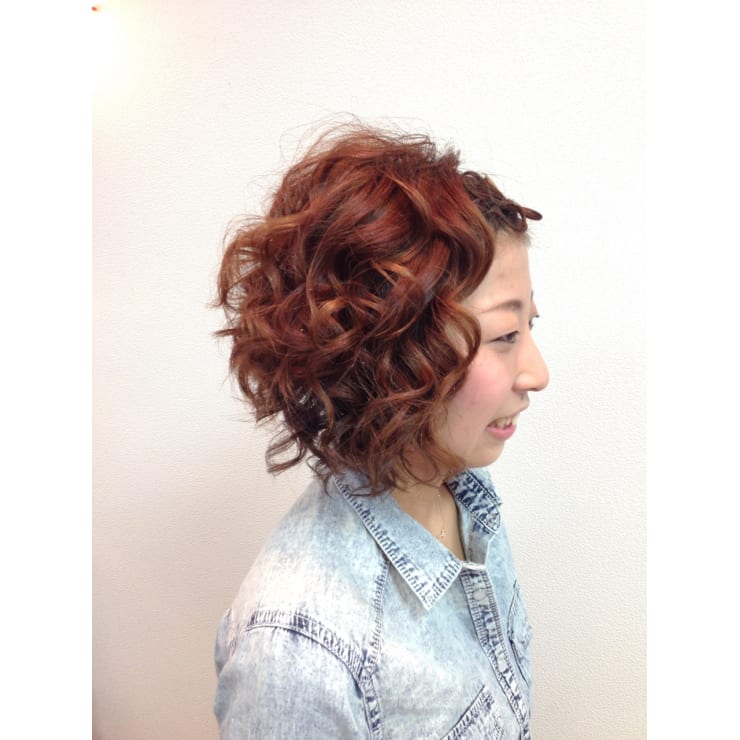 ループリボンで彩ったボブ 巻き髪のアシメアップ Hair Cute キュート のヘアスタイル 美容院 美容室を予約するなら楽天ビューティ