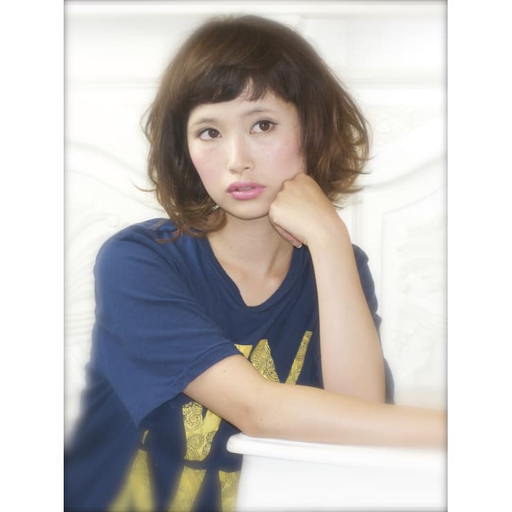 短め前髪ボブ 愛されラフかわなパーマ Mer By Puur メルバイピュール のヘアスタイル 美容院 美容室を予約するなら楽天ビューティ