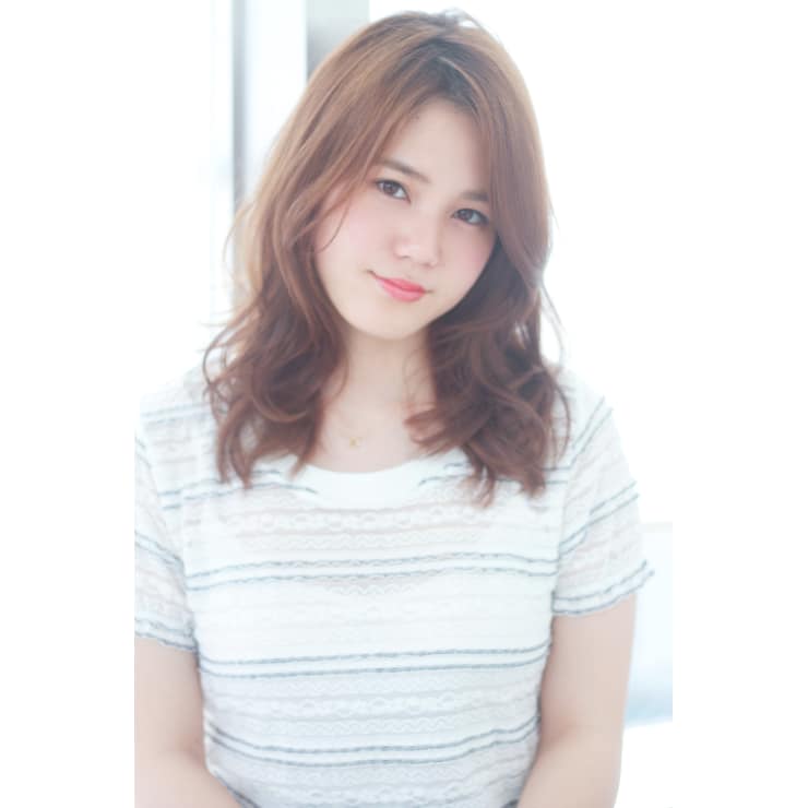 人気の髪型ミディアム セミディお手入れ楽チンデジタルパーマ Alice By Afloat アリスバイアフロート のヘアスタイル 美容院 美容室を予約するなら楽天ビューティ