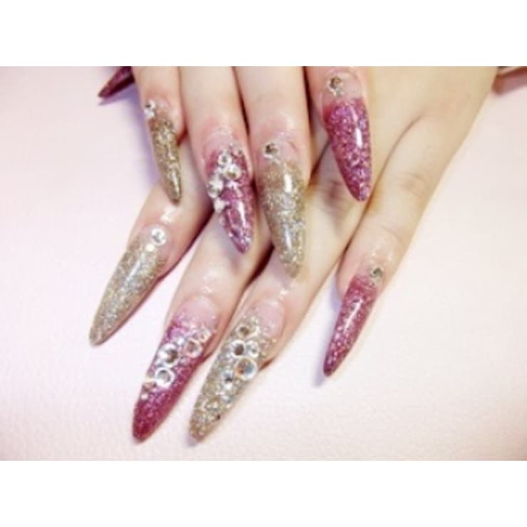 グラデーションスカルプネイル Petit Blanc プチブラン のネイルデザイン ネイル まつげサロンを予約するなら楽天ビューティ