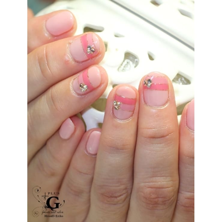 ピンクリボンネイル Plusg プラスジー のネイルデザイン ネイル まつげサロンを予約するなら楽天ビューティ