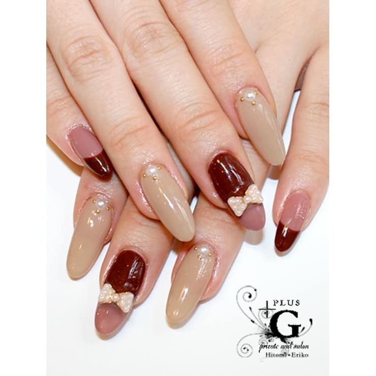 ボルドーハーフフレンチ Plusg プラスジー のネイルデザイン ネイル まつげサロンを予約するなら楽天ビューティ