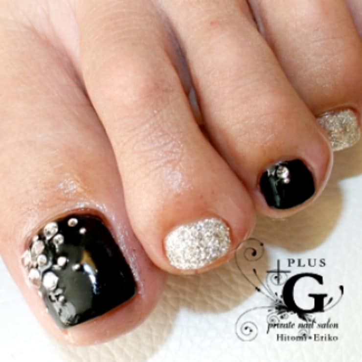 クールなブラックフットネイル Plusg プラスジー のネイルデザイン ネイル まつげサロンを予約するなら楽天ビューティ